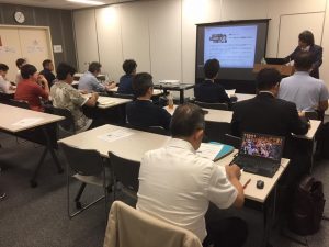 20161007アマゾン物販FBAセミナーほぼ満席後ろから2